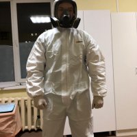 Защитный костюм